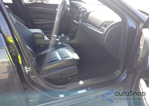 2019 Chrysler 300 S из США, поврежденный, VIN 2C3CCABGXKH538034